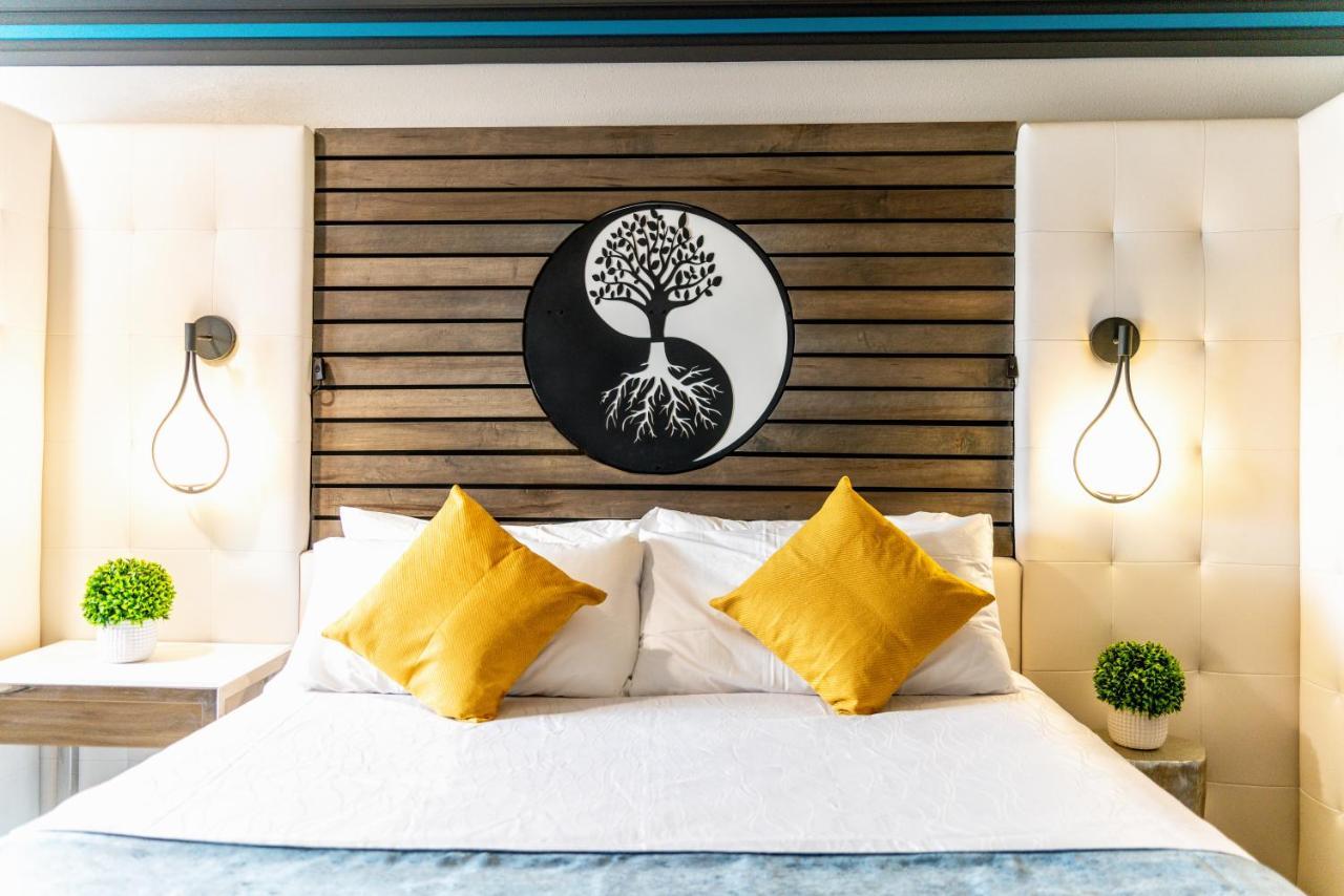 Aspire Inn Studios & Spas Bellflower Luaran gambar