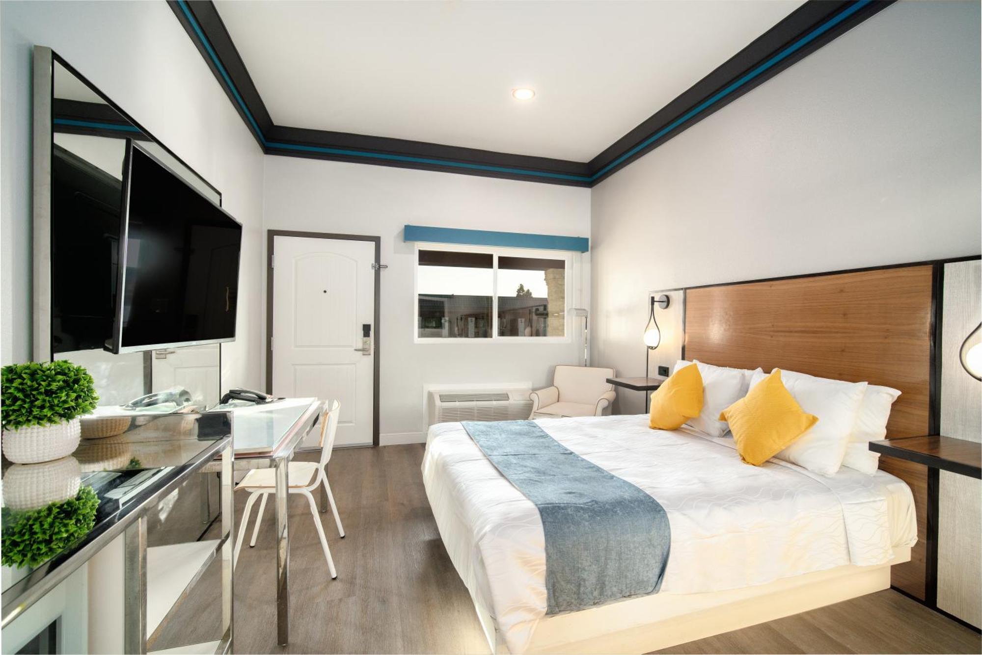 Aspire Inn Studios & Spas Bellflower Luaran gambar