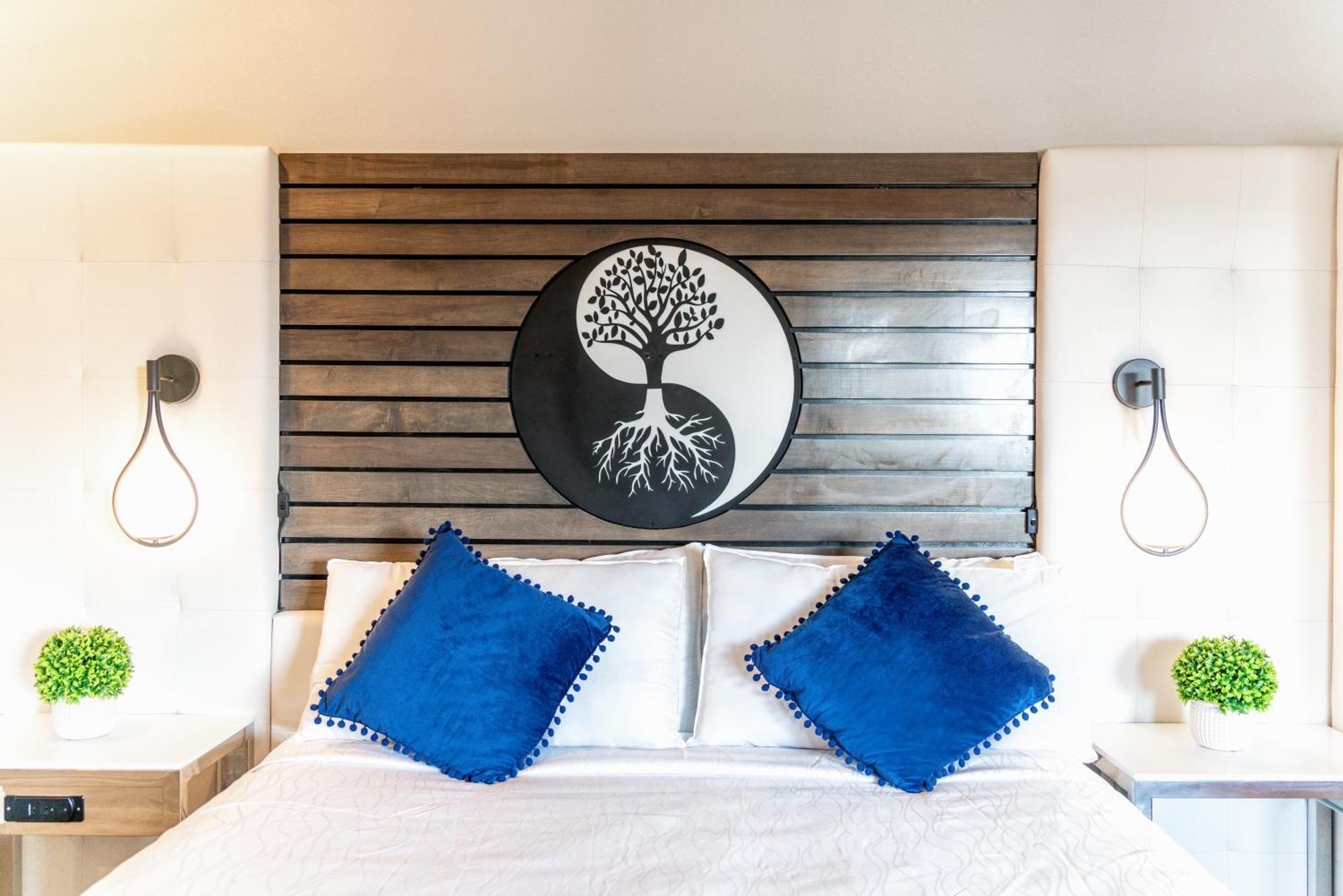 Aspire Inn Studios & Spas Bellflower Luaran gambar